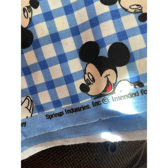 Mickey Mouse Disney 4 Yds-sewing fabric material By Springs Industry-06/26/2005 - Picture 7 of 8